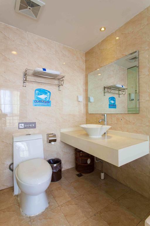 7Days Inn Chongqing Jiefangbei Jiaochangkou Subway Station Room photo